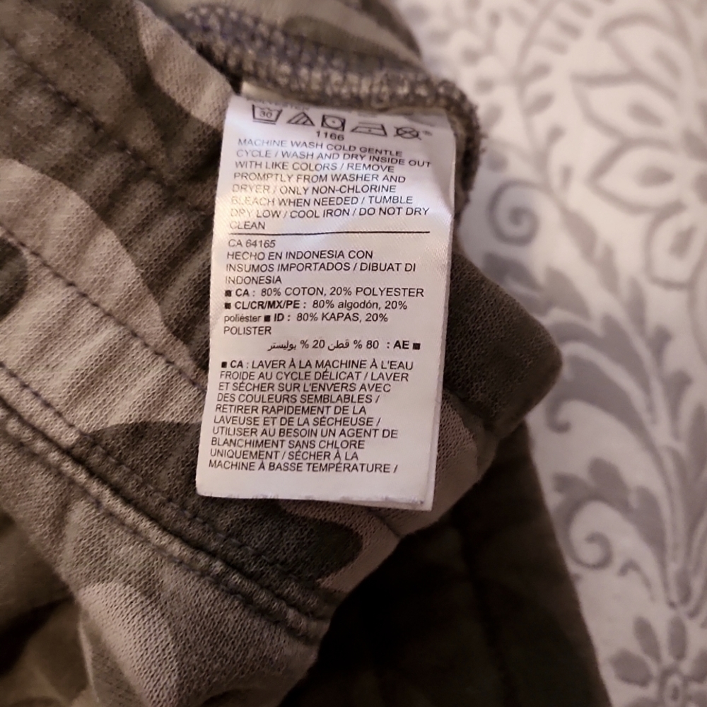 Pants - Picture 4 of 5